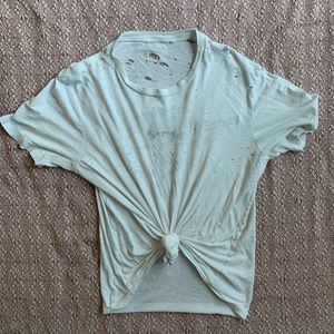 VINTAGE DISTRESSED WHITE SHORT SLEEVE SHIRT